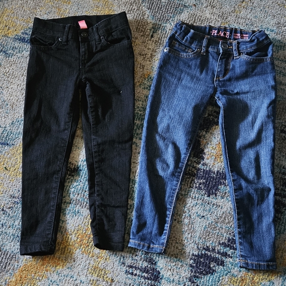 Children's Place denim jeans - Picture 2 of 5